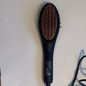 Simply straight ceramic straightening brush |ultra faster heat up , compact